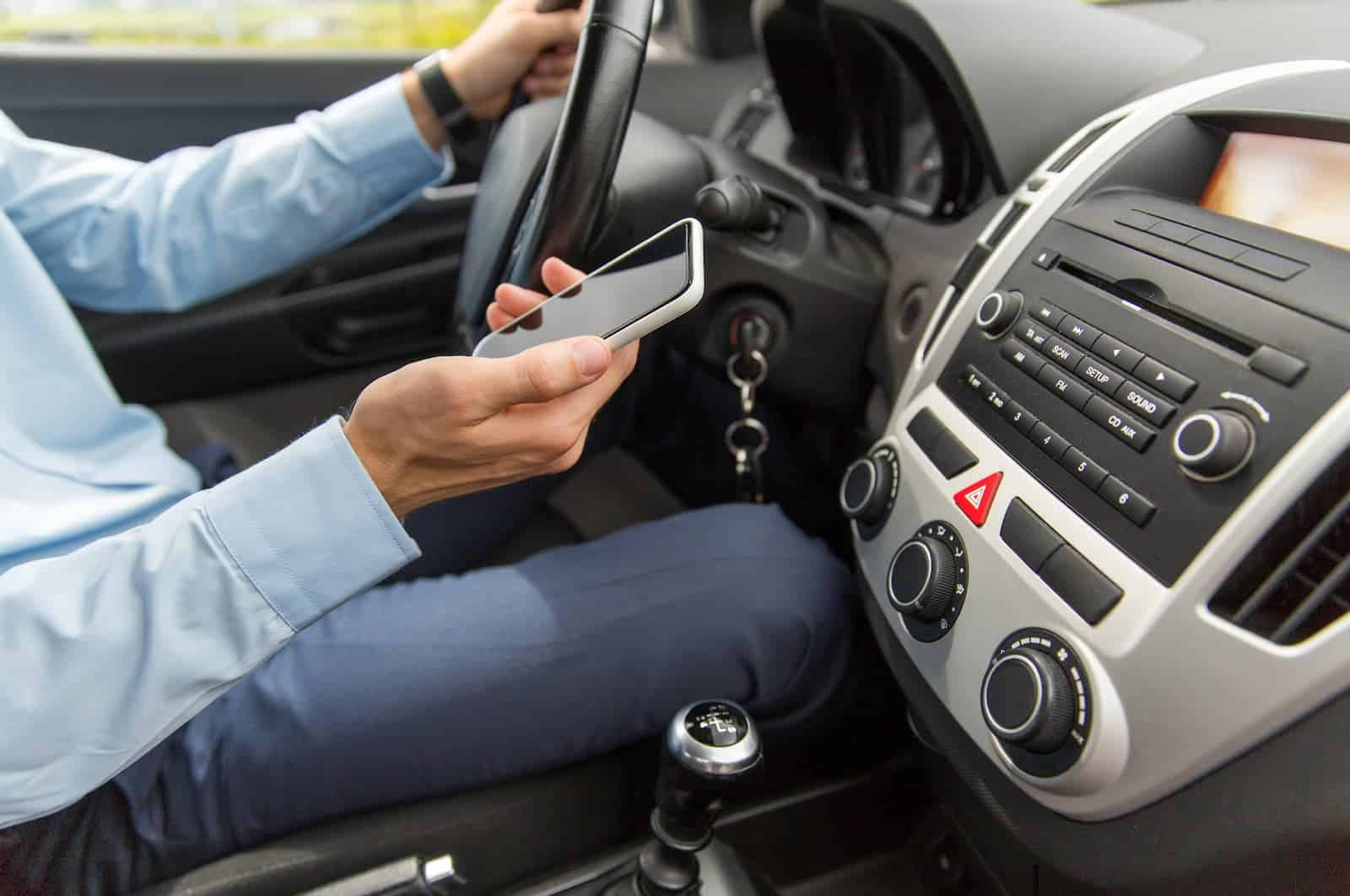 Kent Distracted Driving and Road Accidents Lawyer​